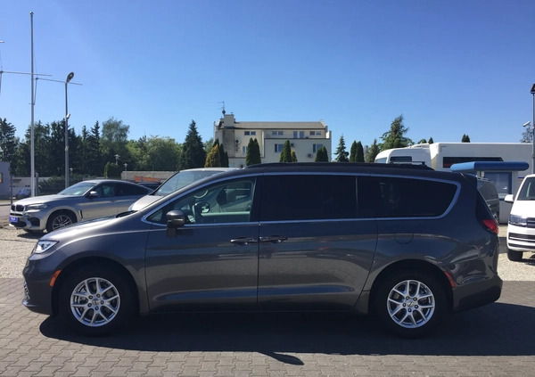 Chrysler Pacifica cena 189900 przebieg: 50500, rok produkcji 2022 z Kańczuga małe 352